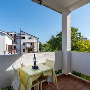 apartments-villa-falcon.in-istria.net/