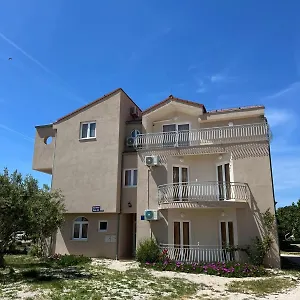 Saldi , Pakostane Croatia